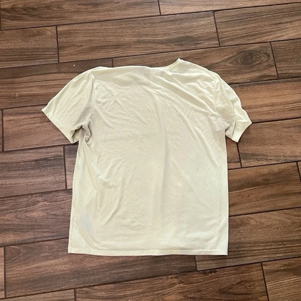 The North Face Circular Design Performance T Shirt Men's L Cream Short Sleeve